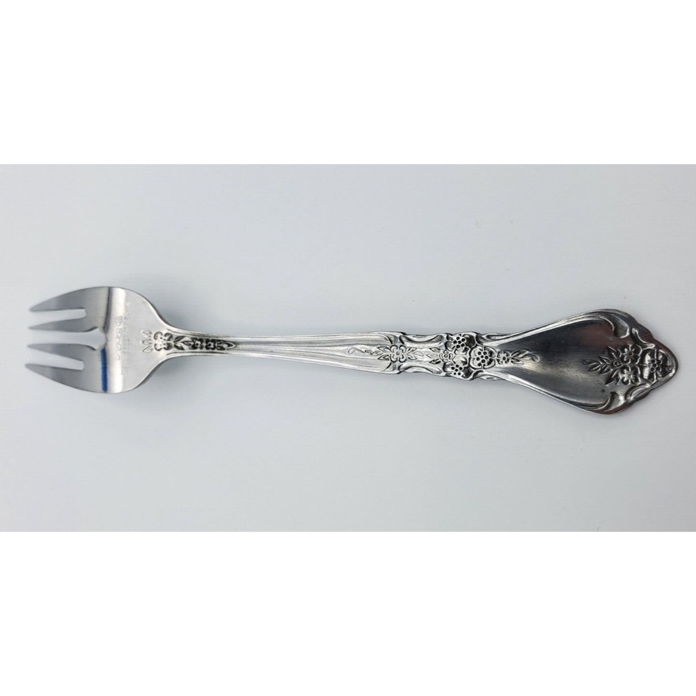 Rogers Co. Stanley Roberts Kings Berry Pattern Salad Fork Stainless Korea - Picture 7 of 8